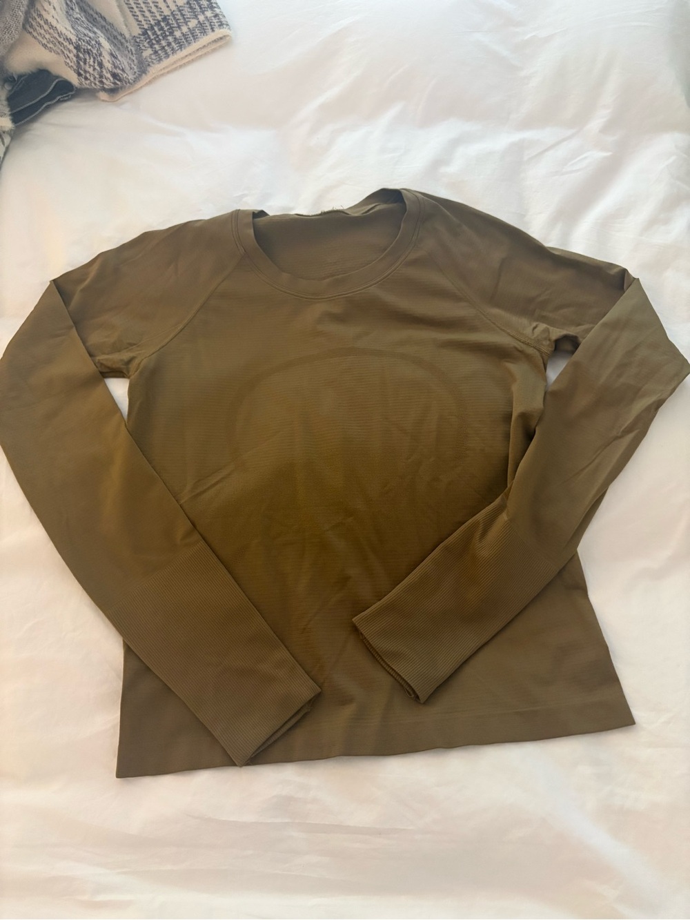 lululemon athletica Olive Green Long Sleeve Crew Top